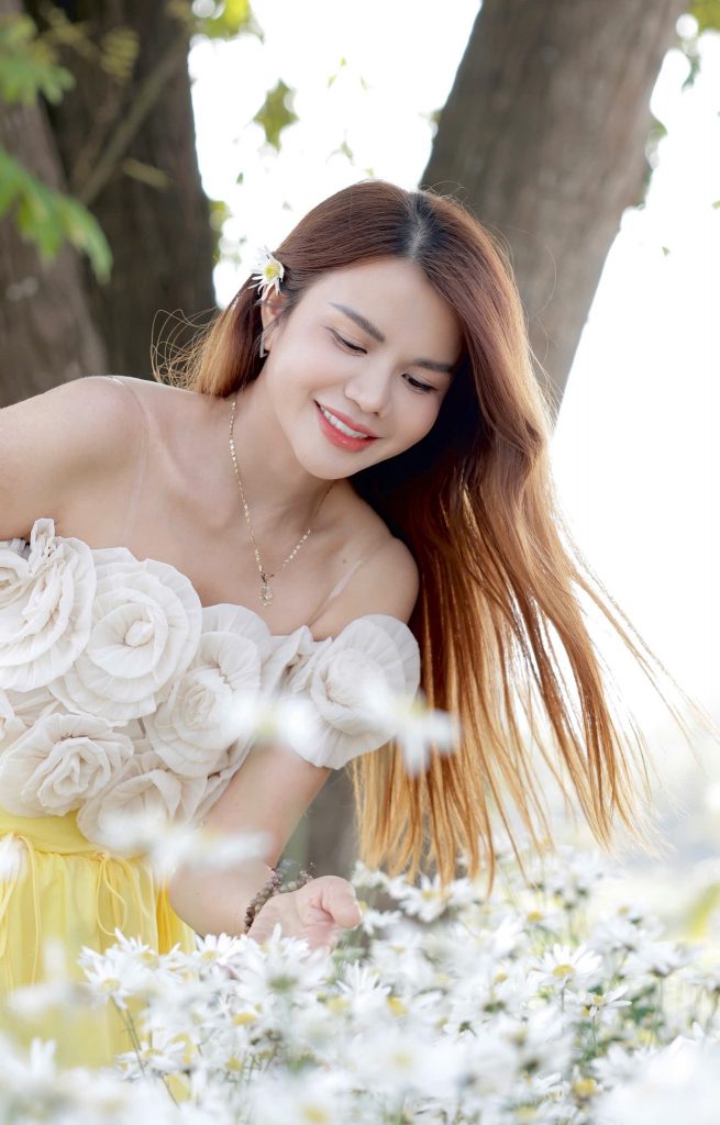 làm răng sứ Gia Lâm