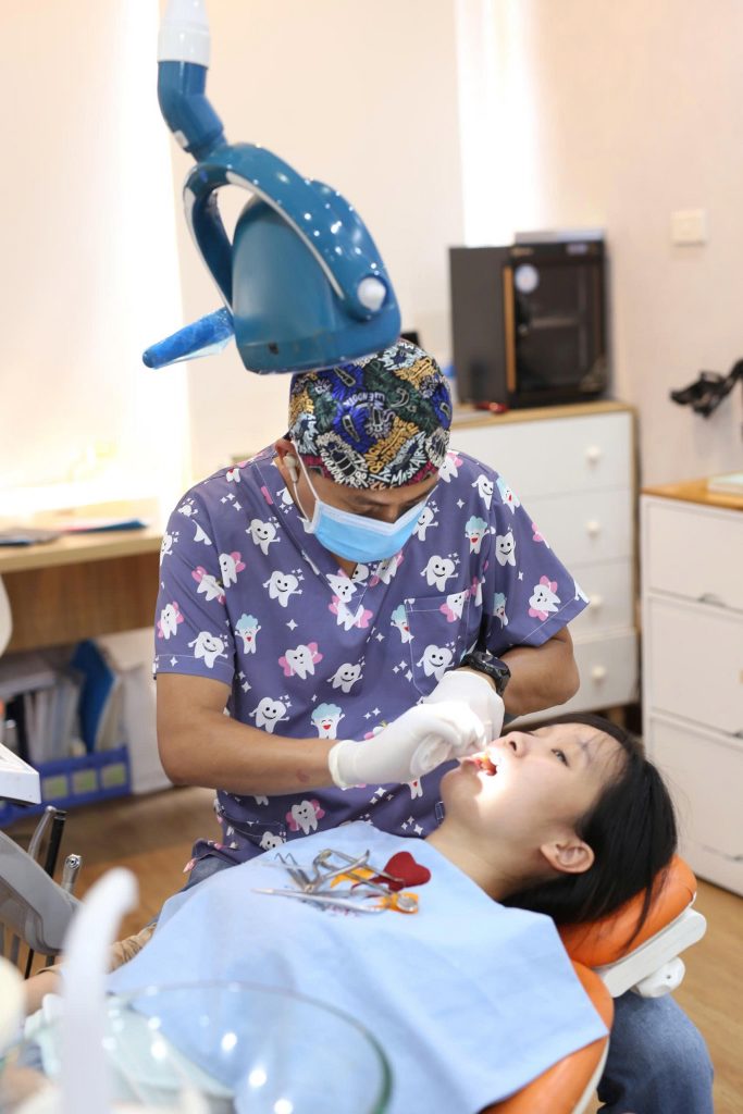 niềng răng đau bao lâu